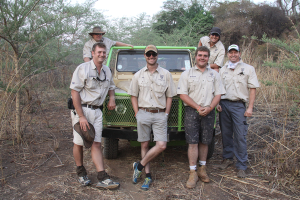 The Landy Lovers in the K2 & Mwala Crushing Elephant Charge 2014