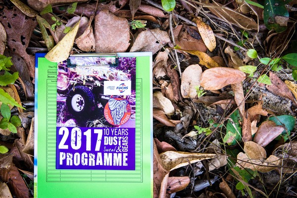 Fuchs Elephant Charge 2017 - Luntente River