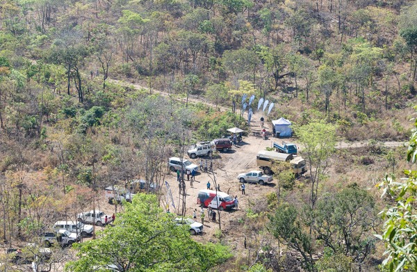 Fuchs Elephant Charge 2017 - Luntente River