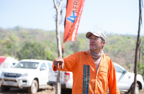 Fuchs Elephant Charge 2017 - Luntente River
