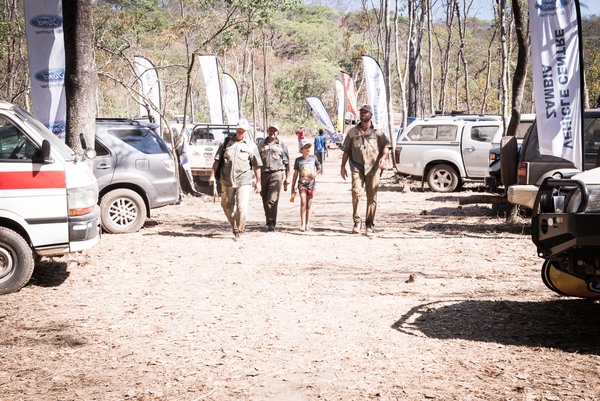 Fuchs Elephant Charge 2017 - Luntente River